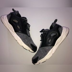 Reebok FuryLite Woman's Slip On Sneakers Size 7 GUC